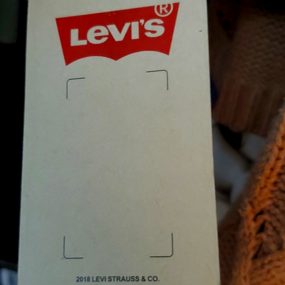 Levi's coat - Picture 12 of 12